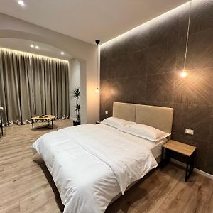 Enzo Rooms & Apartment Blloku